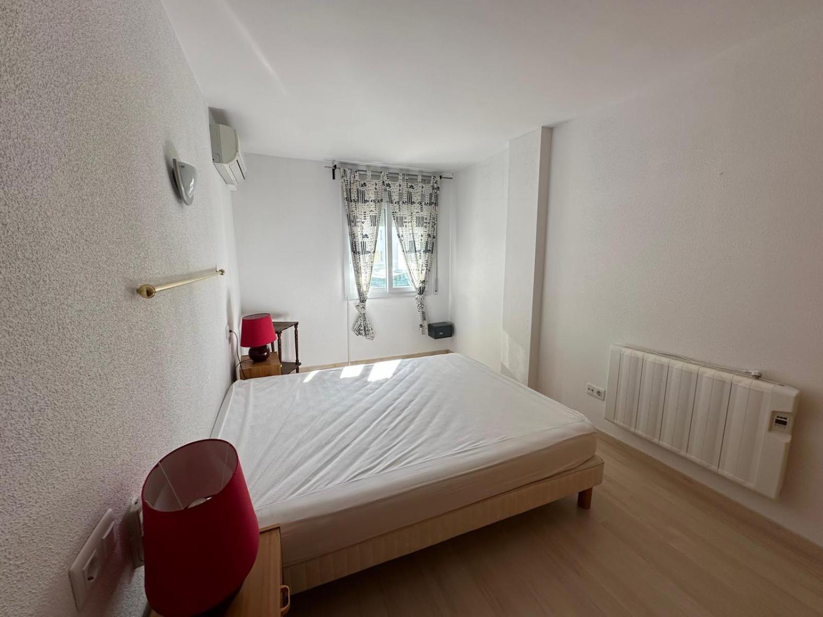 Apartment Bonito Piso En Con Piscina Y Parking Av-66