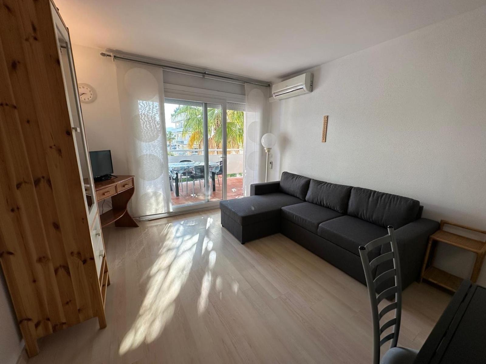 Apartment Bonito Piso En Con Piscina Y Parking Av-66 Roses